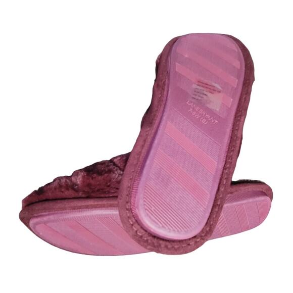 Quilted Faux Fur Slippers Women's Plus Size Lane Bryant, Burgundy  Size 7/8W - Picture 2 of 5